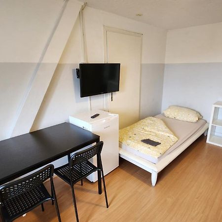Moderne Studio Apartments Und 120Qm Wohnungen In Oberhausen, Ideal Fuer Geschaeftsreisende Und Monteure 오버하우젠 외부 사진
