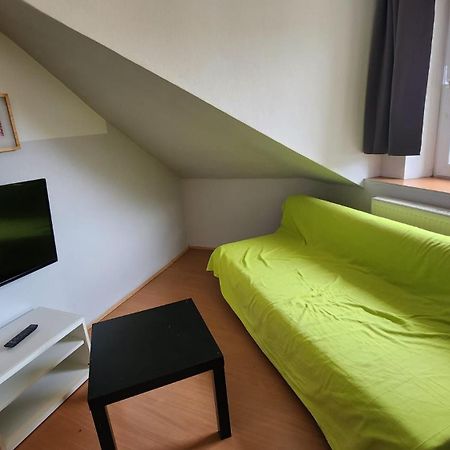 Moderne Studio Apartments Und 120Qm Wohnungen In Oberhausen, Ideal Fuer Geschaeftsreisende Und Monteure 오버하우젠 외부 사진