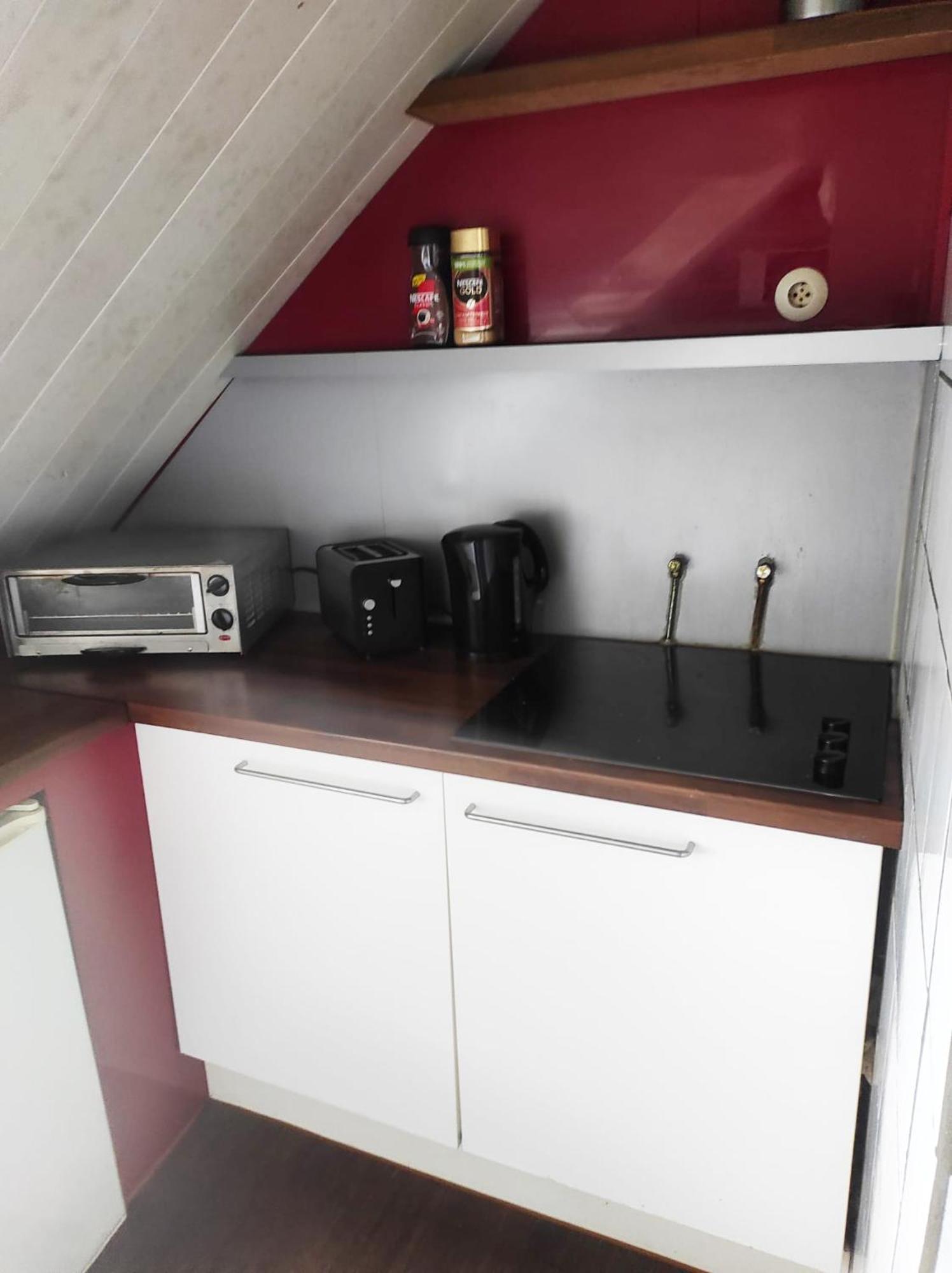Moderne Studio Apartments Und 120Qm Wohnungen In Oberhausen, Ideal Fuer Geschaeftsreisende Und Monteure 오버하우젠 외부 사진