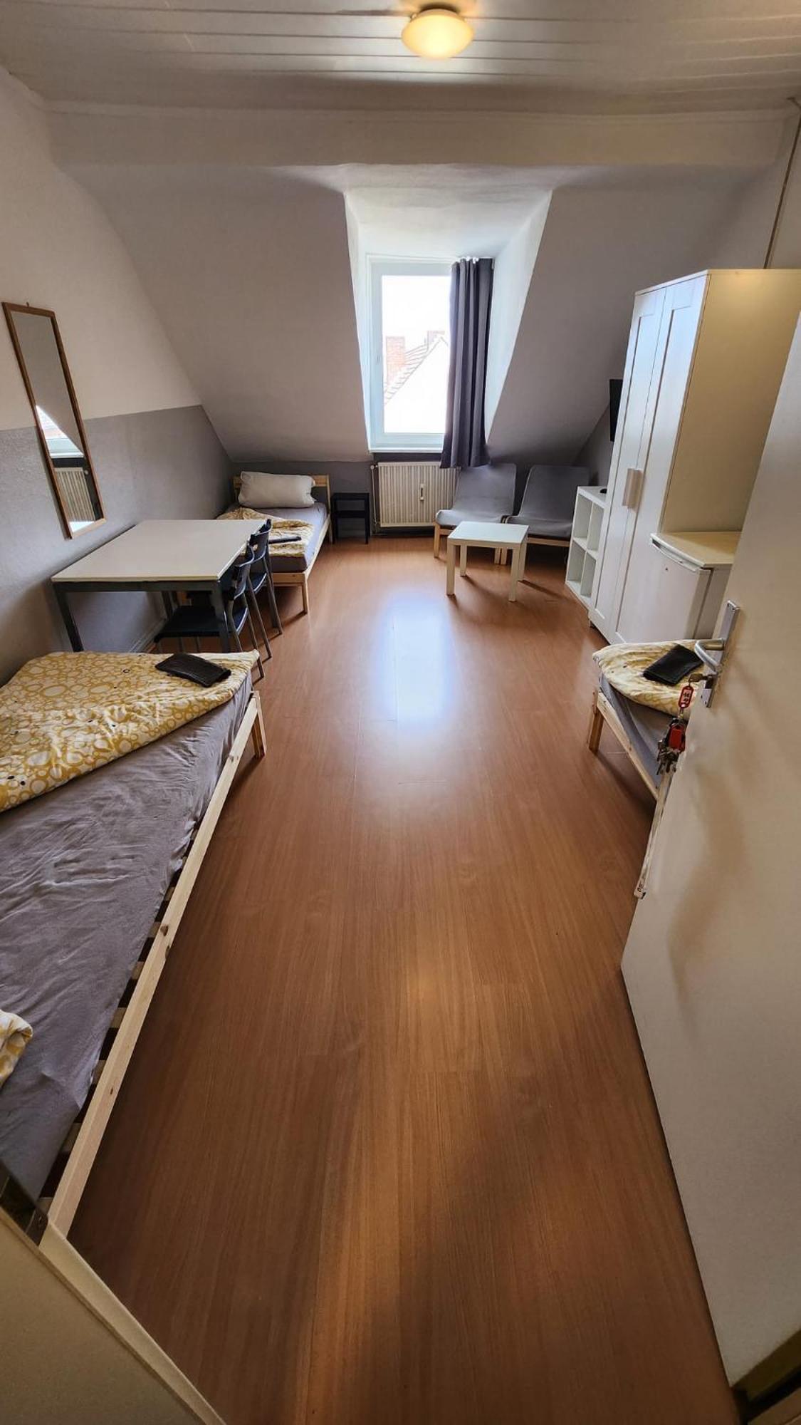 Moderne Studio Apartments Und 120Qm Wohnungen In Oberhausen, Ideal Fuer Geschaeftsreisende Und Monteure 오버하우젠 외부 사진