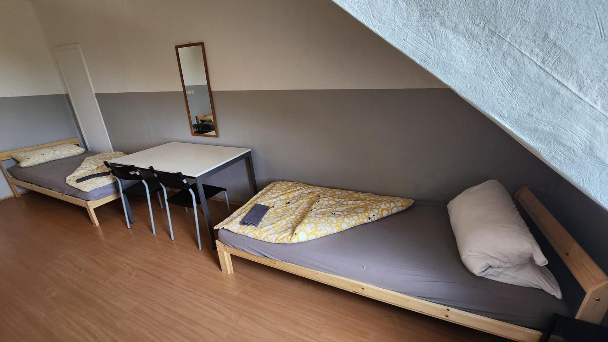 Moderne Studio Apartments Und 120Qm Wohnungen In Oberhausen, Ideal Fuer Geschaeftsreisende Und Monteure 오버하우젠 외부 사진