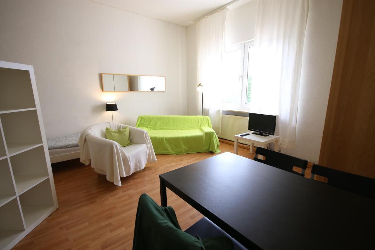 Moderne Studio Apartments Und 120Qm Wohnungen In Oberhausen, Ideal Fuer Geschaeftsreisende Und Monteure 오버하우젠 외부 사진