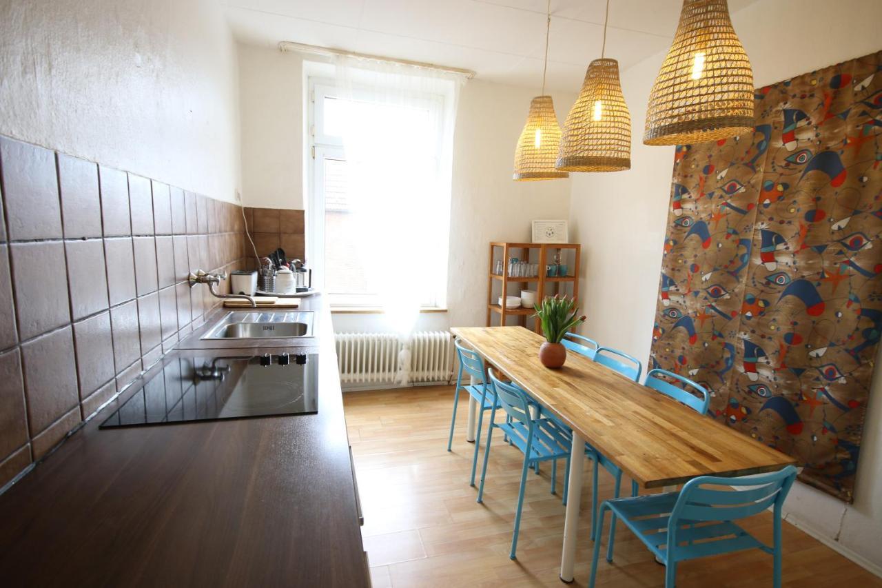 Moderne Studio Apartments Und 120Qm Wohnungen In Oberhausen, Ideal Fuer Geschaeftsreisende Und Monteure 오버하우젠 외부 사진