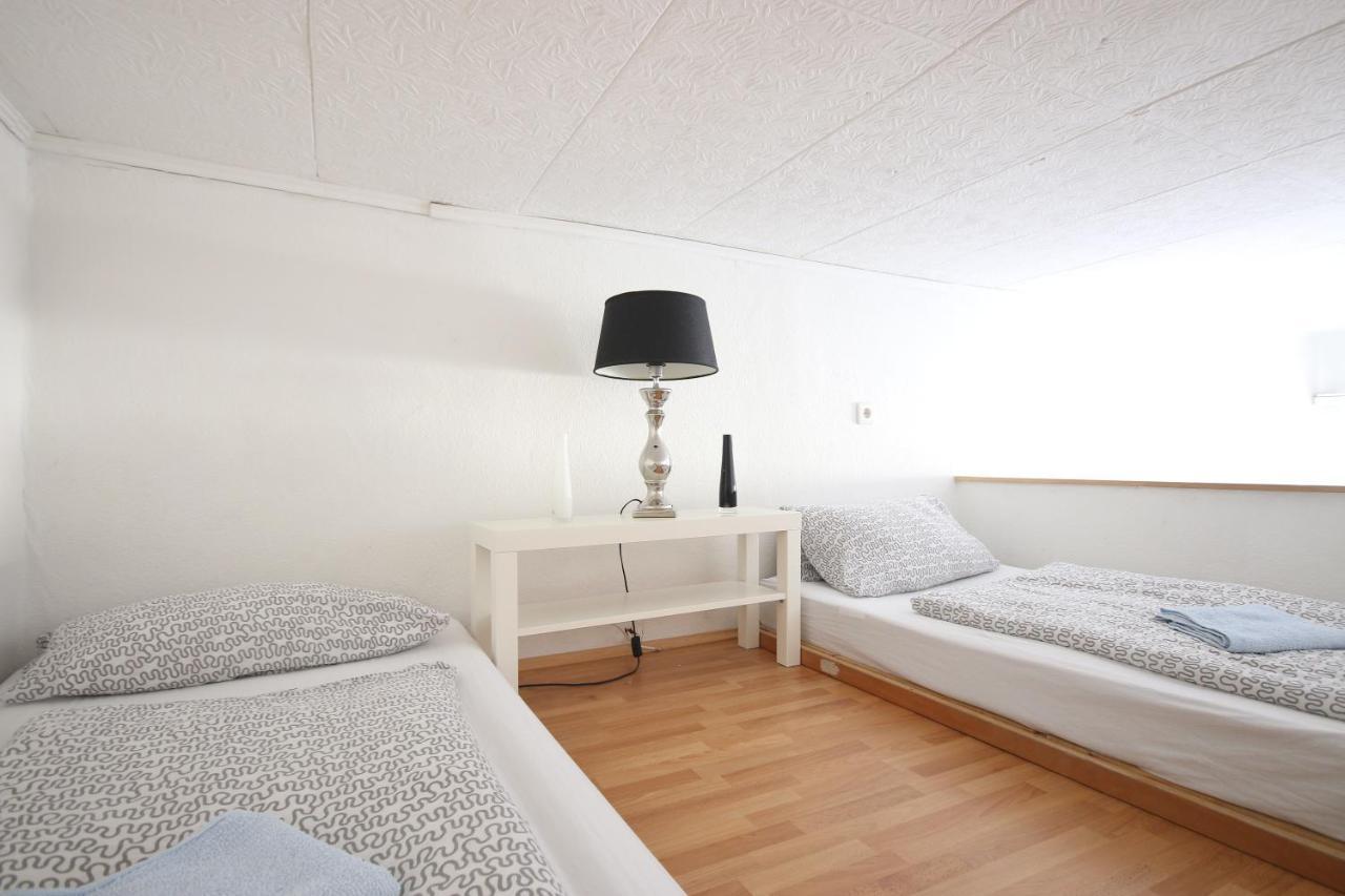 Moderne Studio Apartments Und 120Qm Wohnungen In Oberhausen, Ideal Fuer Geschaeftsreisende Und Monteure 오버하우젠 외부 사진