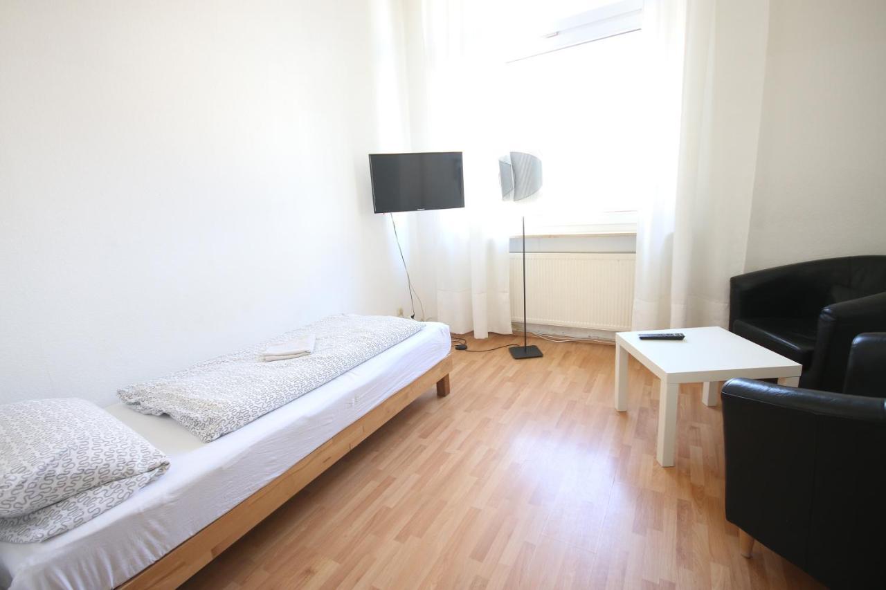 Moderne Studio Apartments Und 120Qm Wohnungen In Oberhausen, Ideal Fuer Geschaeftsreisende Und Monteure 오버하우젠 외부 사진