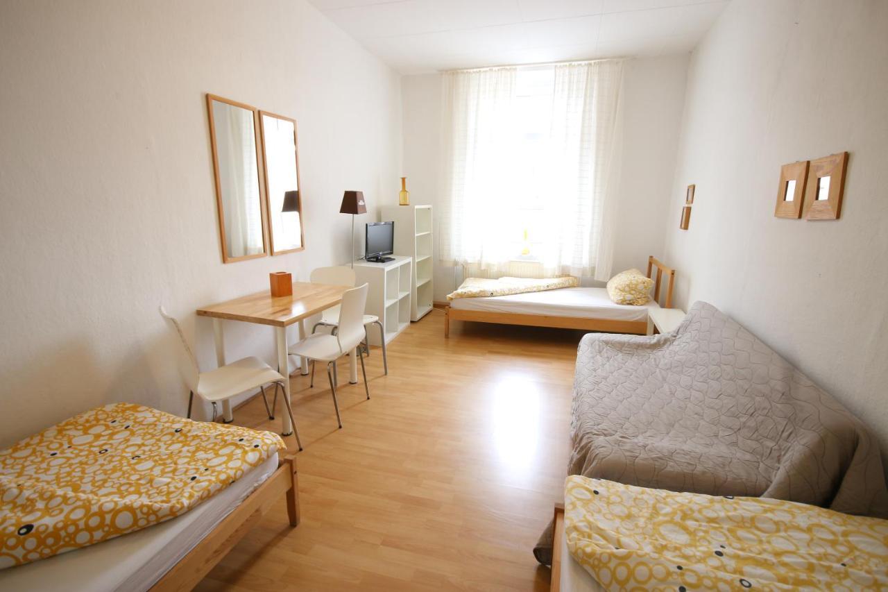 Moderne Studio Apartments Und 120Qm Wohnungen In Oberhausen, Ideal Fuer Geschaeftsreisende Und Monteure 오버하우젠 외부 사진