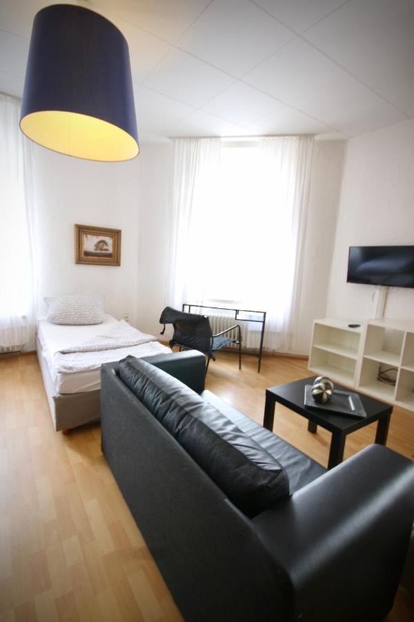 Moderne Studio Apartments Und 120Qm Wohnungen In Oberhausen, Ideal Fuer Geschaeftsreisende Und Monteure 오버하우젠 외부 사진